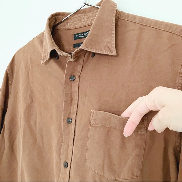 Banana Republic • Organic Cotton Button Down in Burnt Orange - Picture 5 of 10